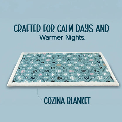 Cozina Blanket – Warm & Snuggle-Ready Winter Comfort for Pets