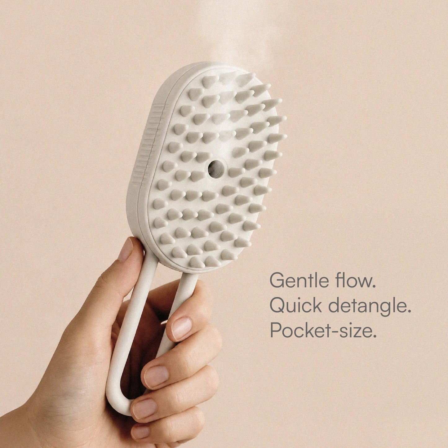 FluffMist Pet Brush – Mist Grooming & Detangling Tool